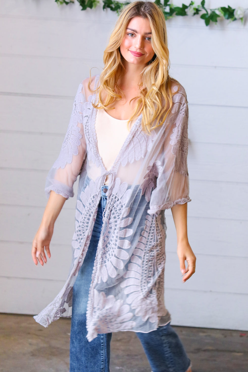 Light Grey Crochet Lace Scallop Kimono