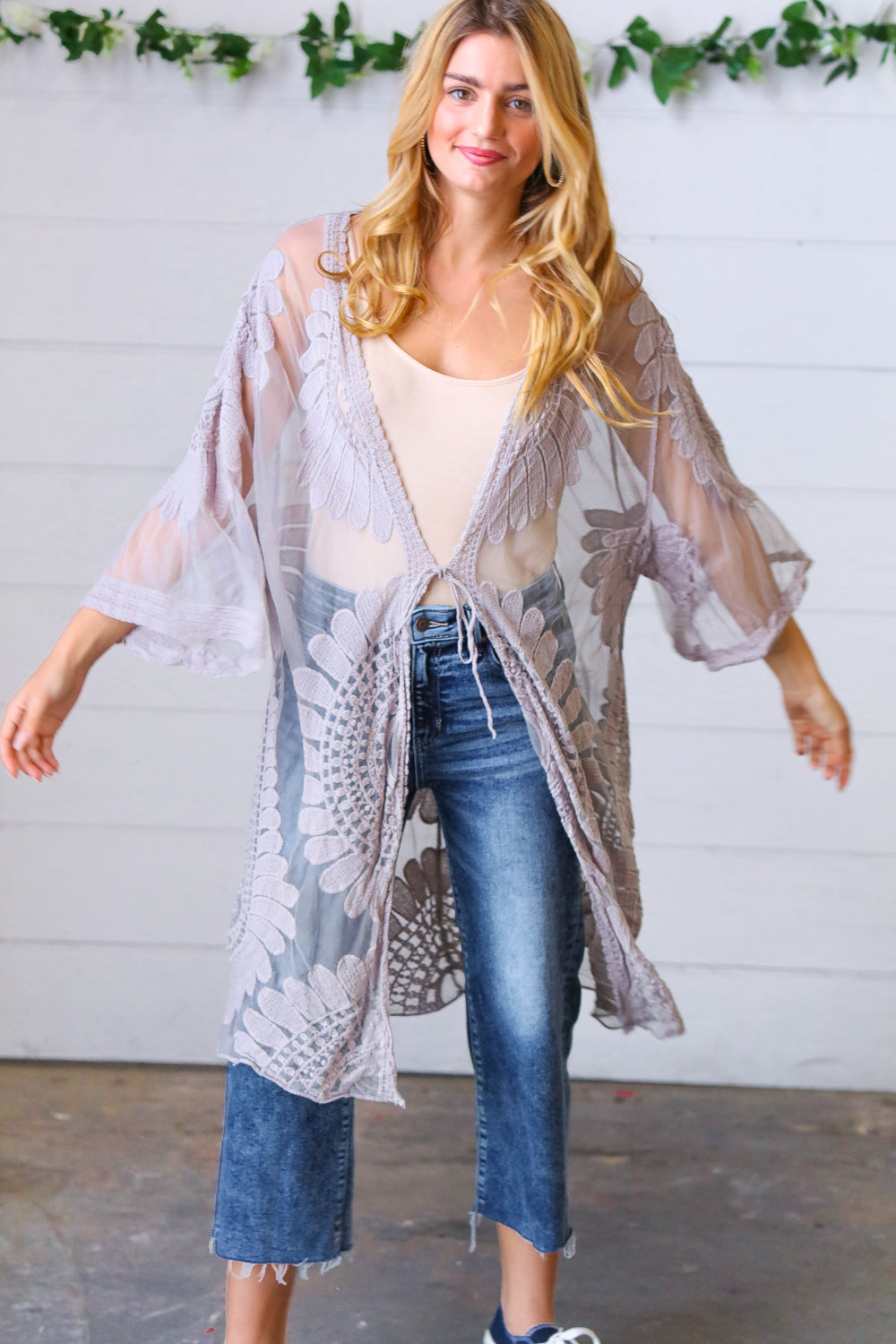 Light Grey Crochet Lace Scallop Kimono