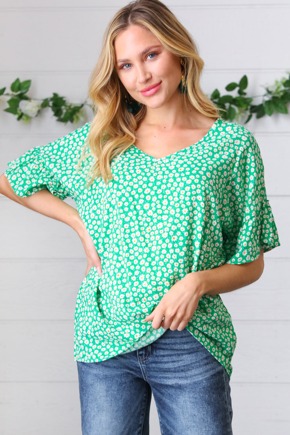 Kelly Green Ditsy Daisy Floral Print Top