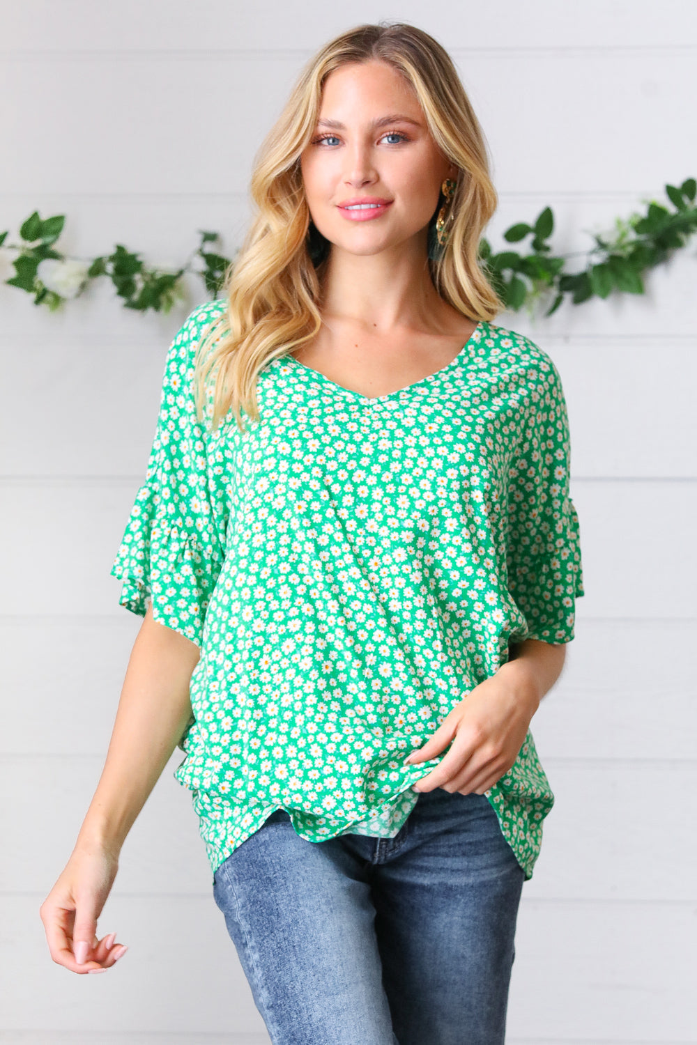 Kelly Green Ditsy Daisy Floral Print Top