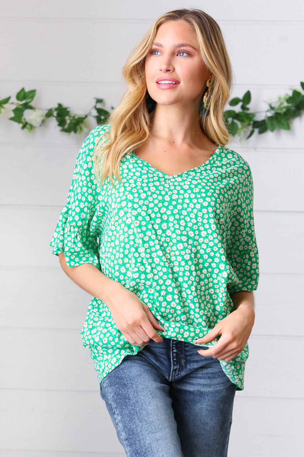 Kelly Green Ditsy Daisy Floral Print Top