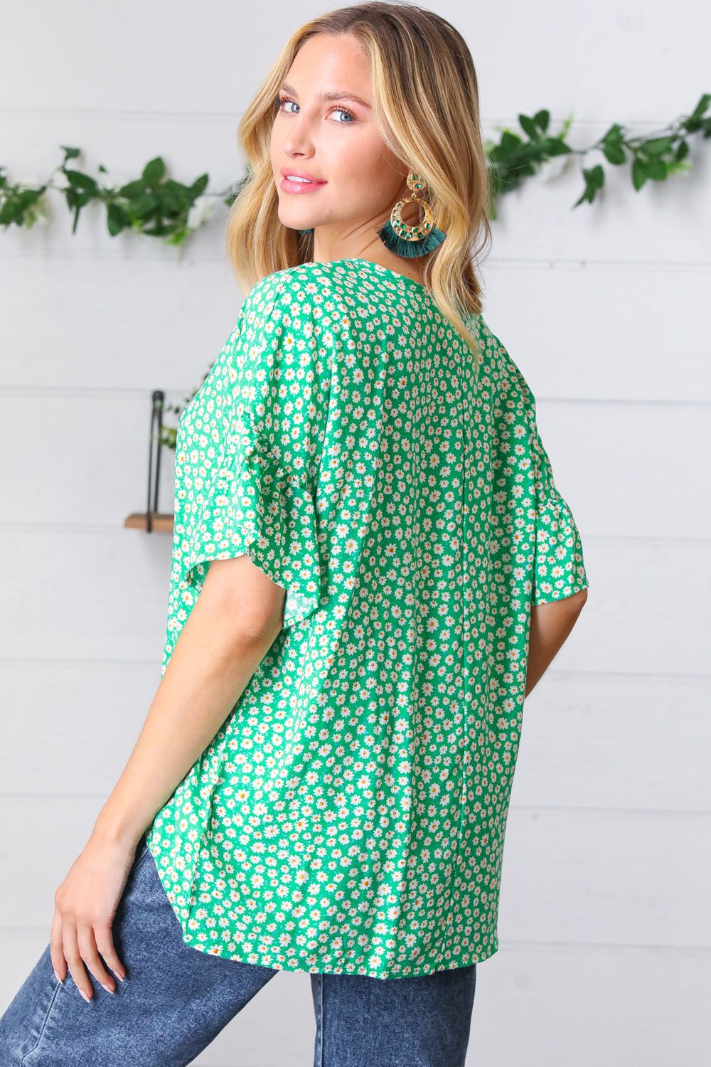 Kelly Green Ditsy Daisy Floral Print Top