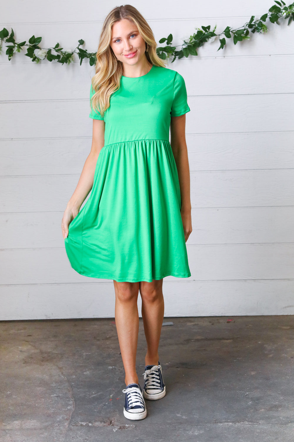 Solid Green Fit & Flare Midi Pocketed Dress
